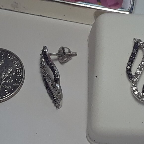 .34ctw Natural Blk&Wht Diamond 10kt White Gold Open Loop screw back Earring19878 - Picture 4 of 5